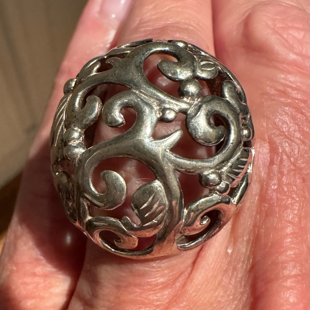 Sterling silver handcrafted Silpada ring